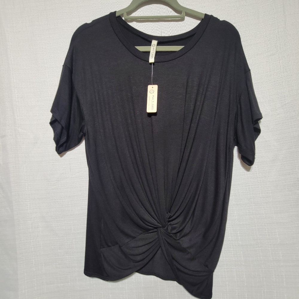 Ruched Black Tee